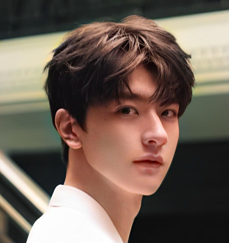 Short Wolf Cut Men: The New Grooming Trend